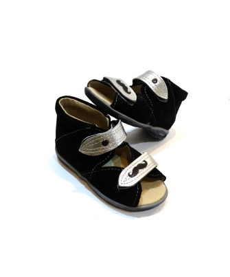 tvirtu uzkulniu basutes ortopedines "Mustaci" 