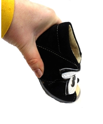 tvirtu uzkulniu basutes ortopedines "Mustaci" 