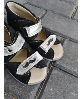 tvirtu uzkulniu basutes ortopedines "Mustaci" 