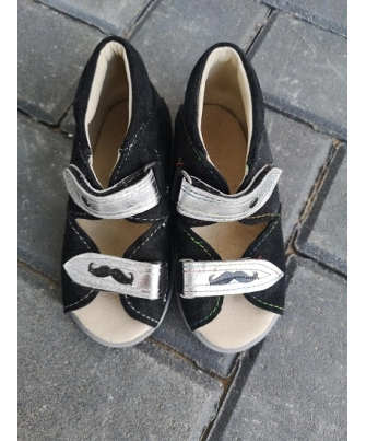 tvirtu uzkulniu basutes ortopedines "Mustaci" 