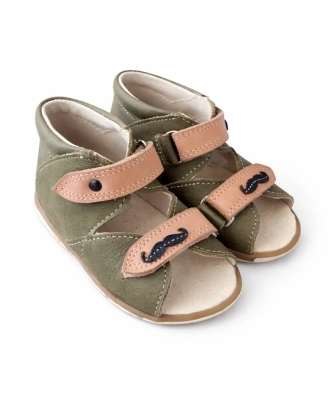 Tvirtu užkulniu basutės "Mustaci" PIRMI BATAI 19-25